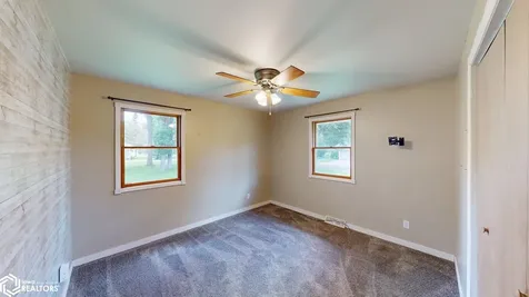 904 College Street Plymouth IA 50464