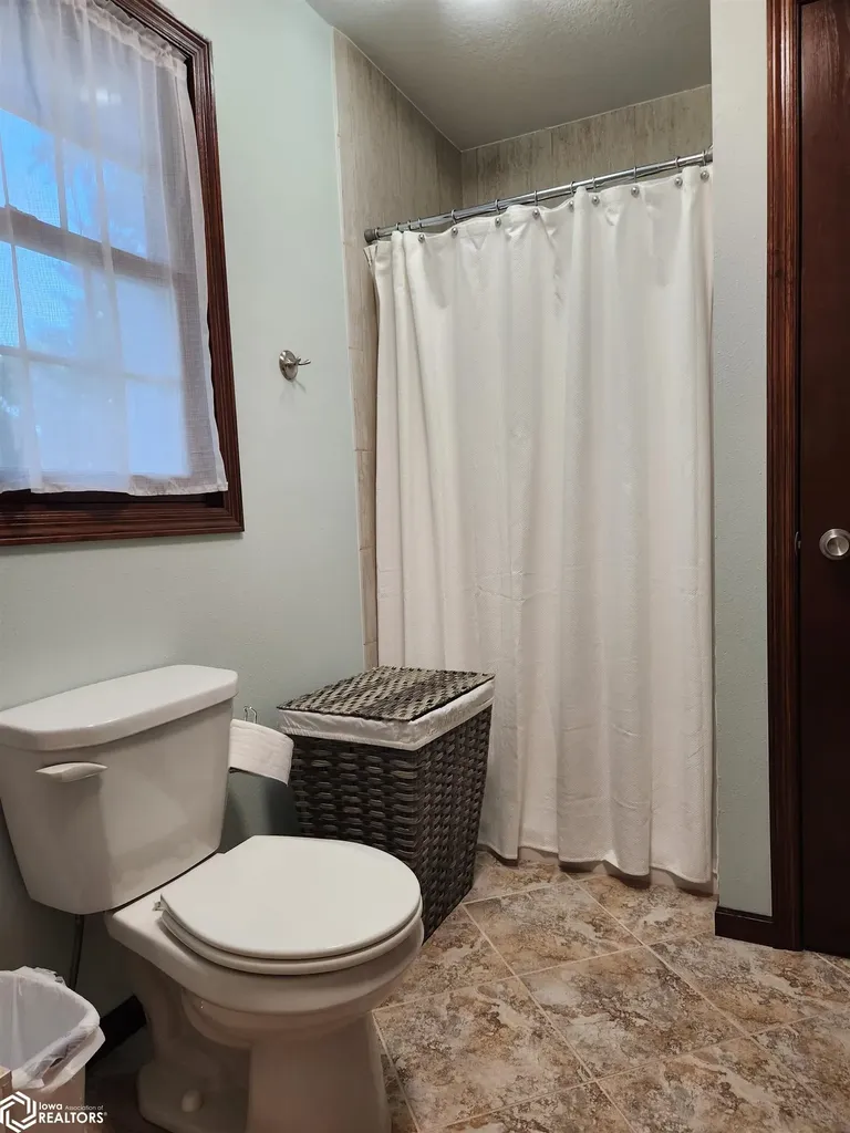 1606 Green Street Oskaloosa IA 52577
