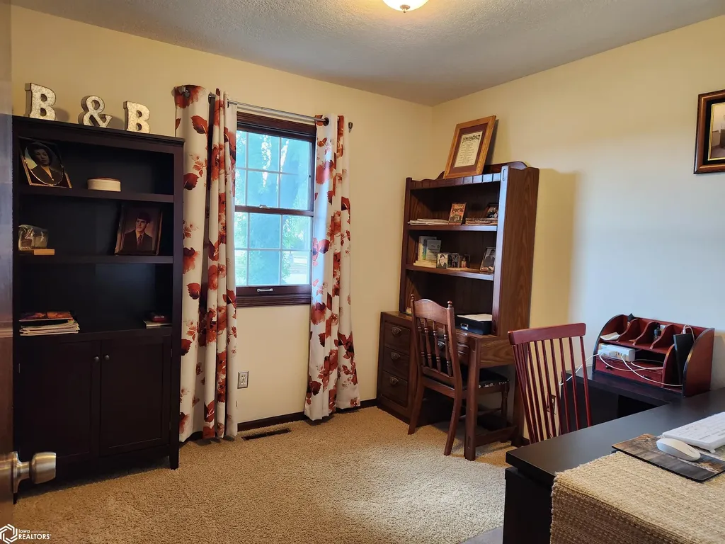 1606 Green Street Oskaloosa IA 52577