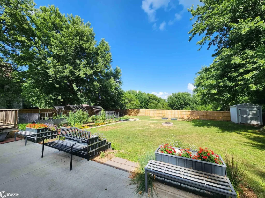1606 Green Street Oskaloosa IA 52577