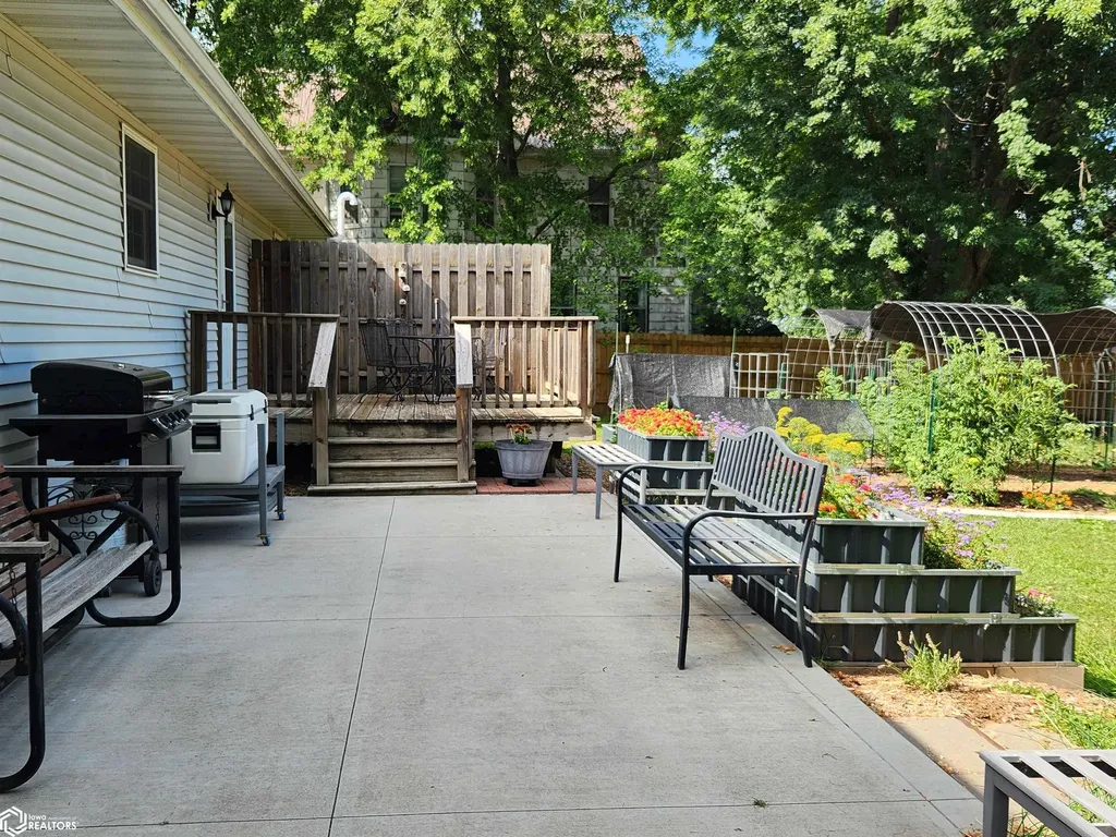1606 Green Street Oskaloosa IA 52577