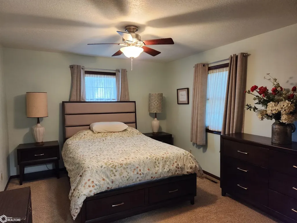 1606 Green Street Oskaloosa IA 52577
