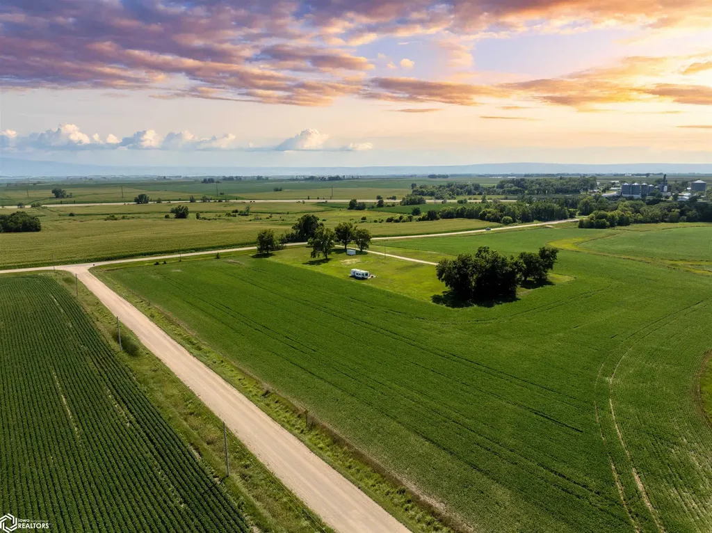 26153 Highway D35 Iowa Falls IA 50126