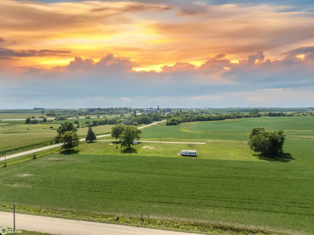 26153 Highway D35 Iowa Falls IA 50126