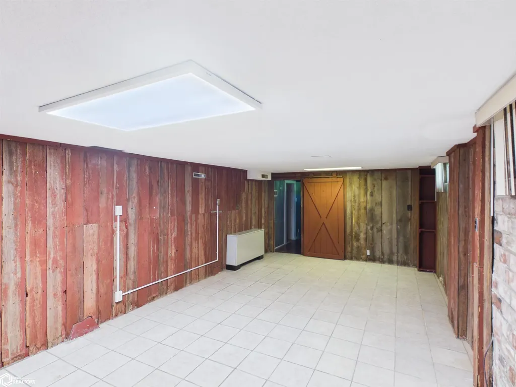 401 N College Street Agency IA 52530