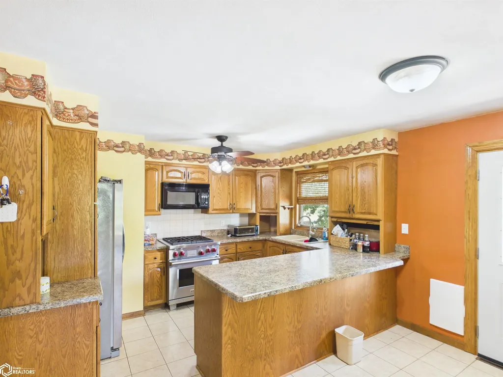 401 N College Street Agency IA 52530