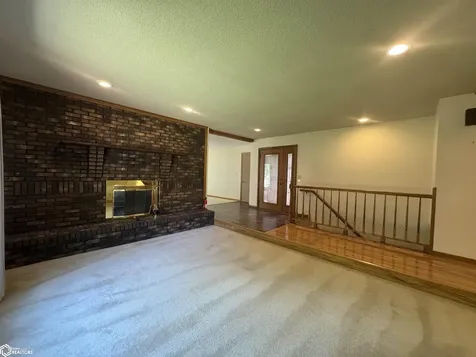 902 S 15th Street Clear Lake IA 50428