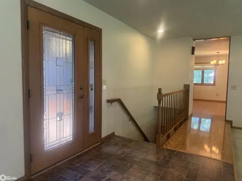 902 S 15th Street Clear Lake IA 50428