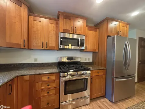 902 S 15th Street Clear Lake IA 50428