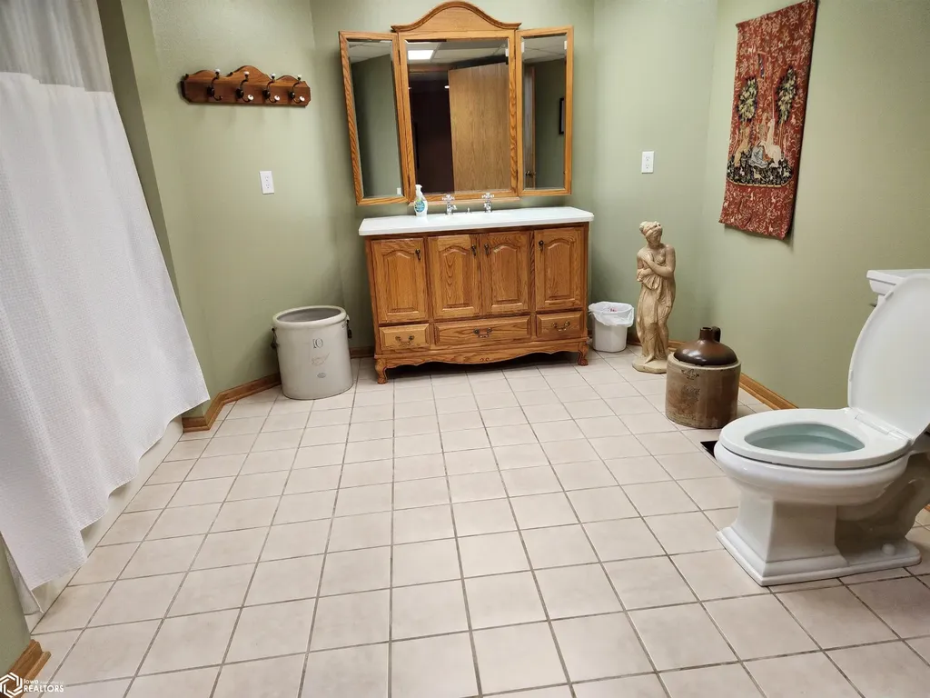 1022 Oakland Drive Tama IA 52339