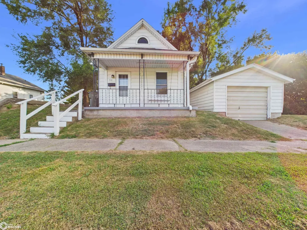 710 Carroll Street Keokuk IA 52632