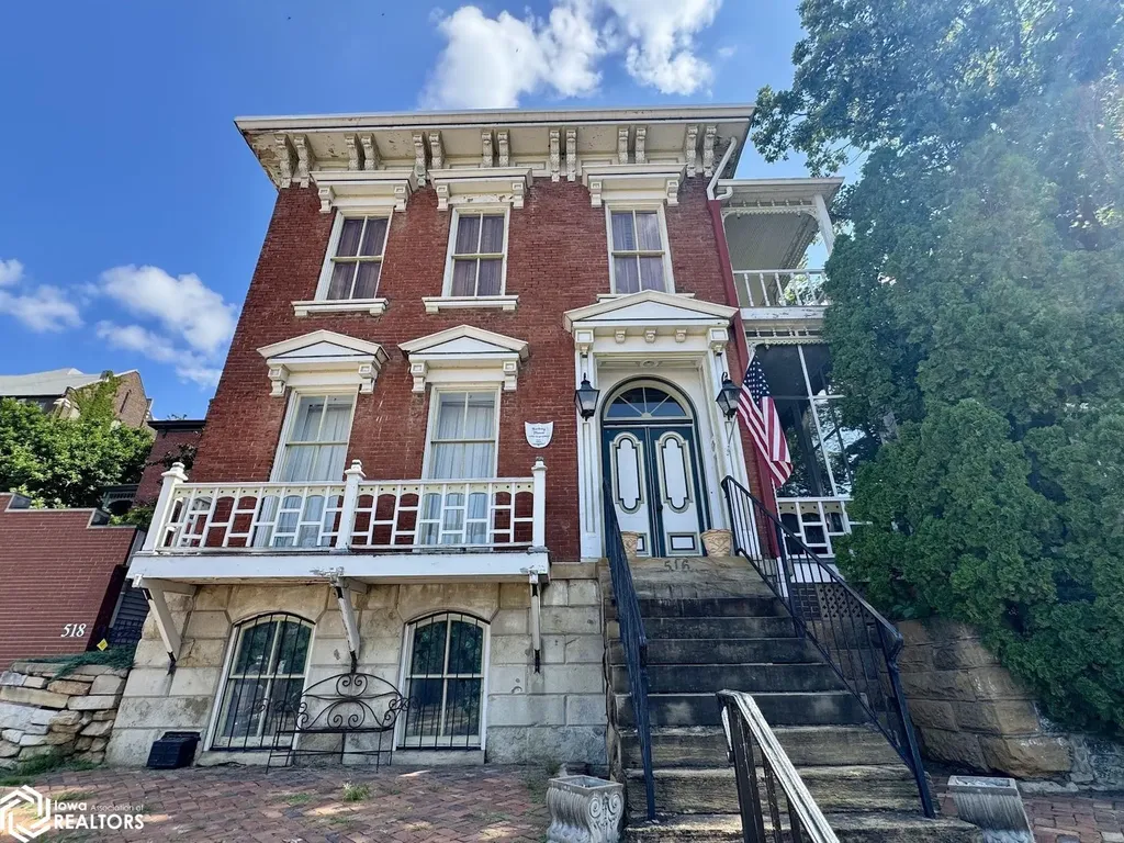 516 Washington Street Burlington IA 52601