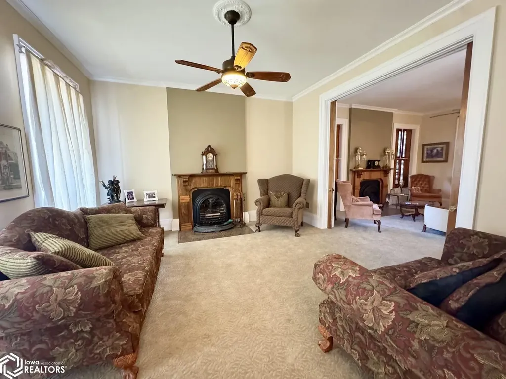 516 Washington Street Burlington IA 52601