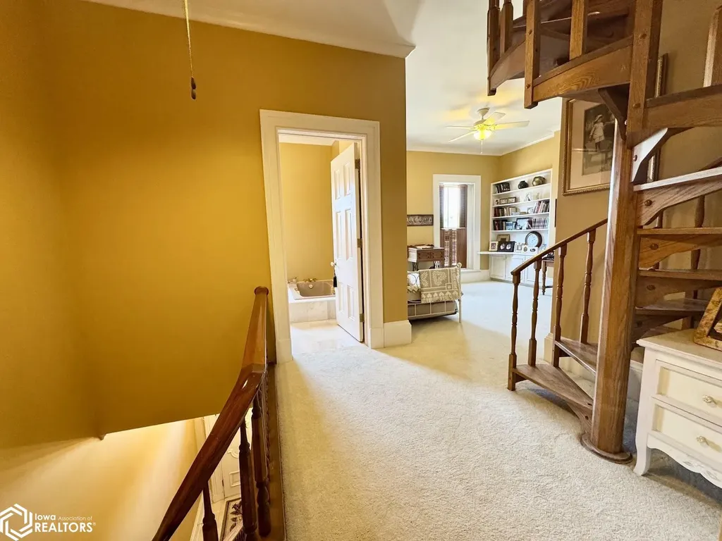 516 Washington Street Burlington IA 52601