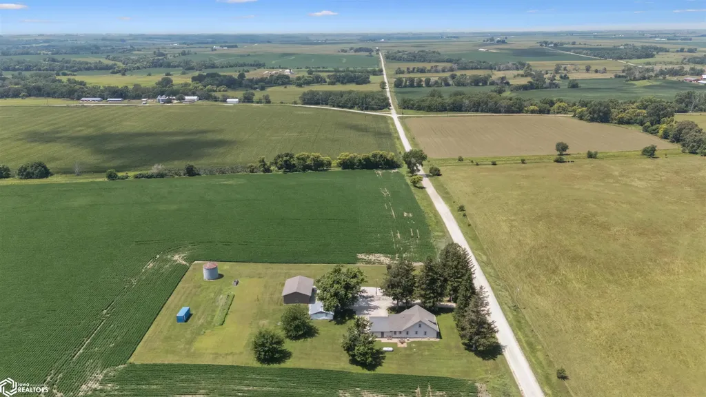 30364 250th Street Eldora IA 50627