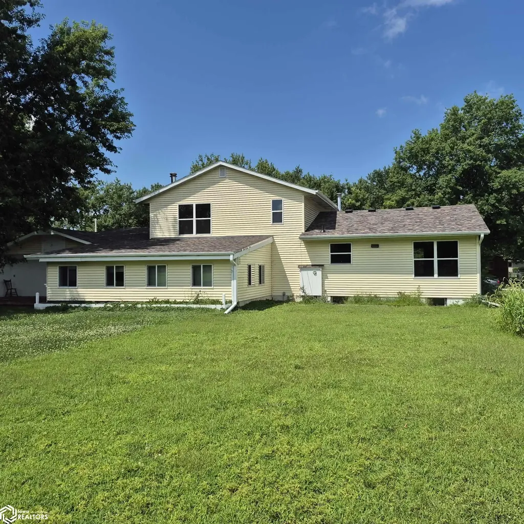 62 Schwartz Drive Ottumwa IA 52501