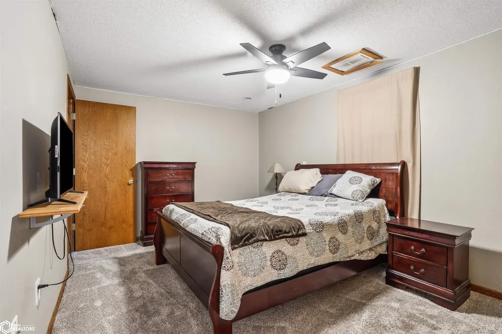 1200 Sioux Street Burlington IA 52601