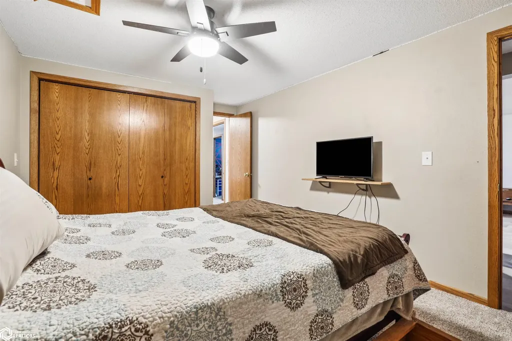 1200 Sioux Street Burlington IA 52601