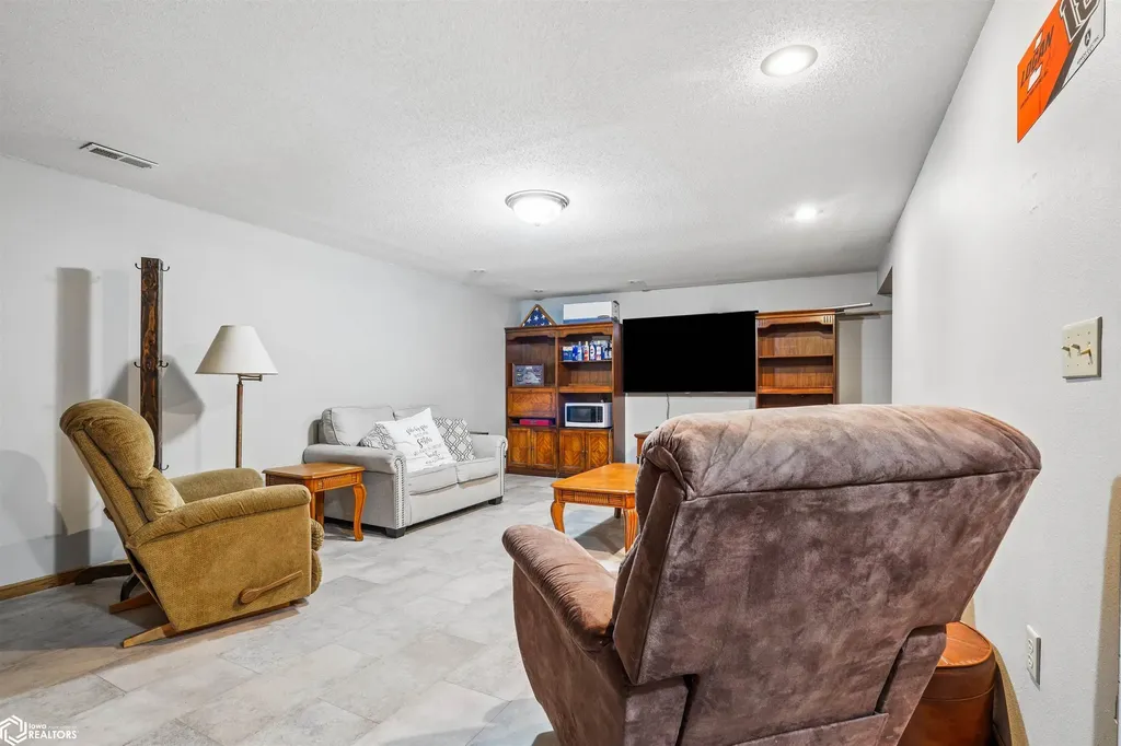 1200 Sioux Street Burlington IA 52601