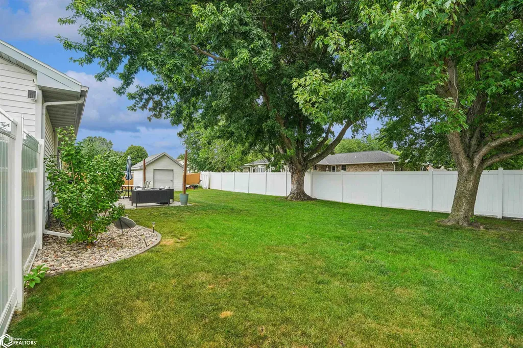 1200 Sioux Street Burlington IA 52601