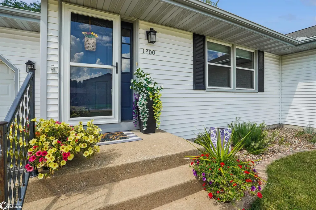 1200 Sioux Street Burlington IA 52601
