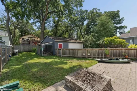 1011 2nd Street NW Mason City IA 50401