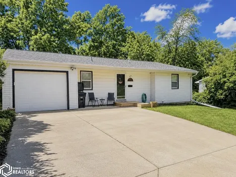 2905 Moody Lane Burlington IA 52601