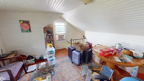 407 E Kirkwood Avenue Fairfield IA 52556