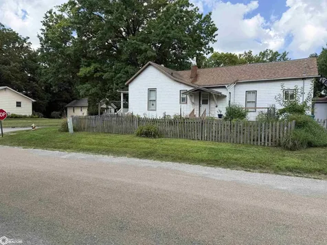 407 E Kirkwood Avenue Fairfield IA 52556