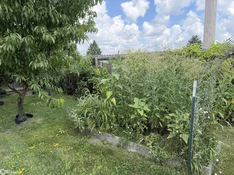 407 E Kirkwood Avenue Fairfield IA 52556