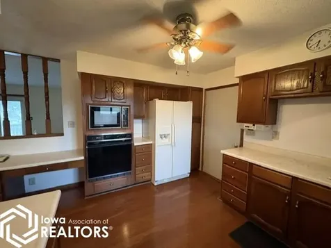 200 2nd Street S Thornton IA 50479