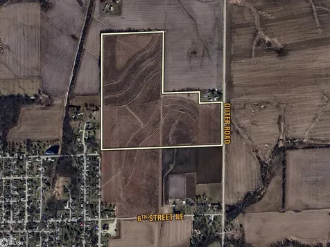Outer Road & 6th Street NE Oelwein IA 50662