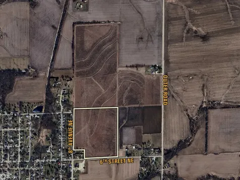 Outer Road & 6th Street NE Oelwein IA 50662