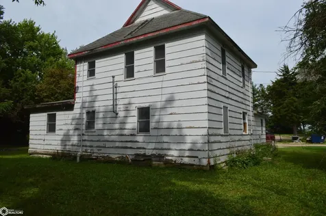 1971 290th Street Garner IA 50438