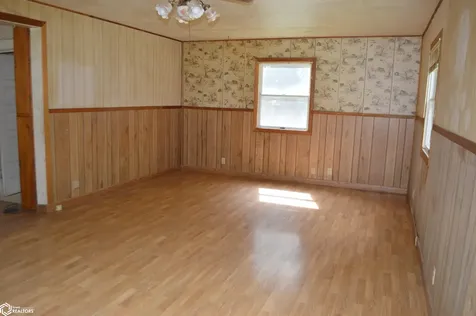 1971 290th Street Garner IA 50438