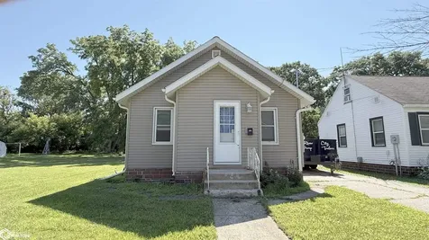 511 N Jackson Avenue Mason City IA 50401
