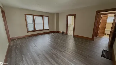 402 7th Street SE Mason City IA 50401