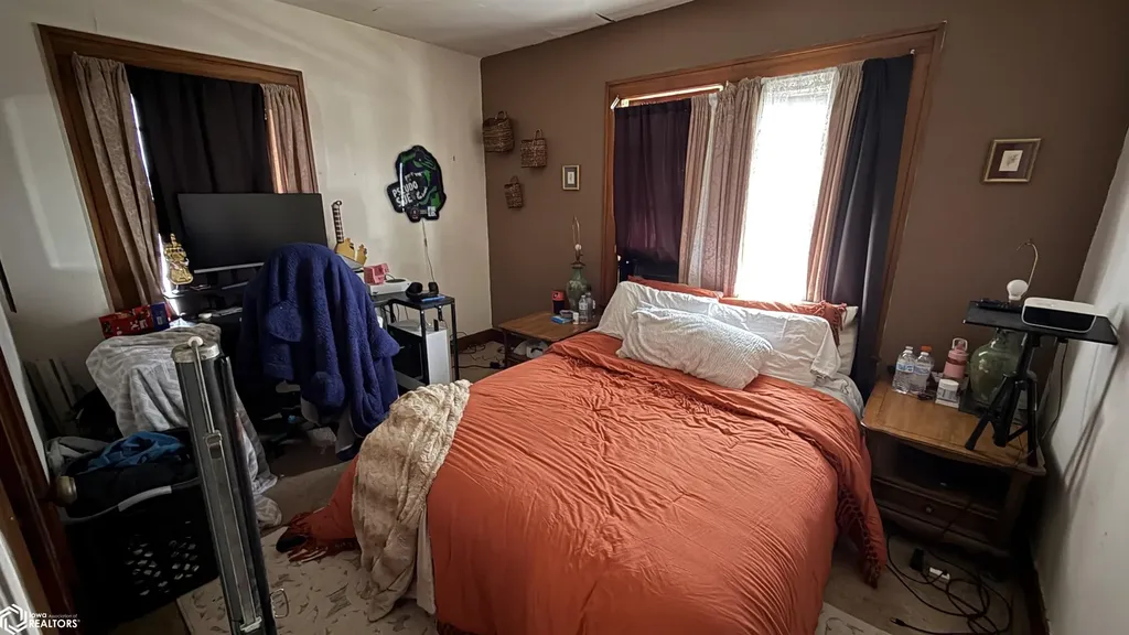 18 Linden Drive Mason City IA 50401