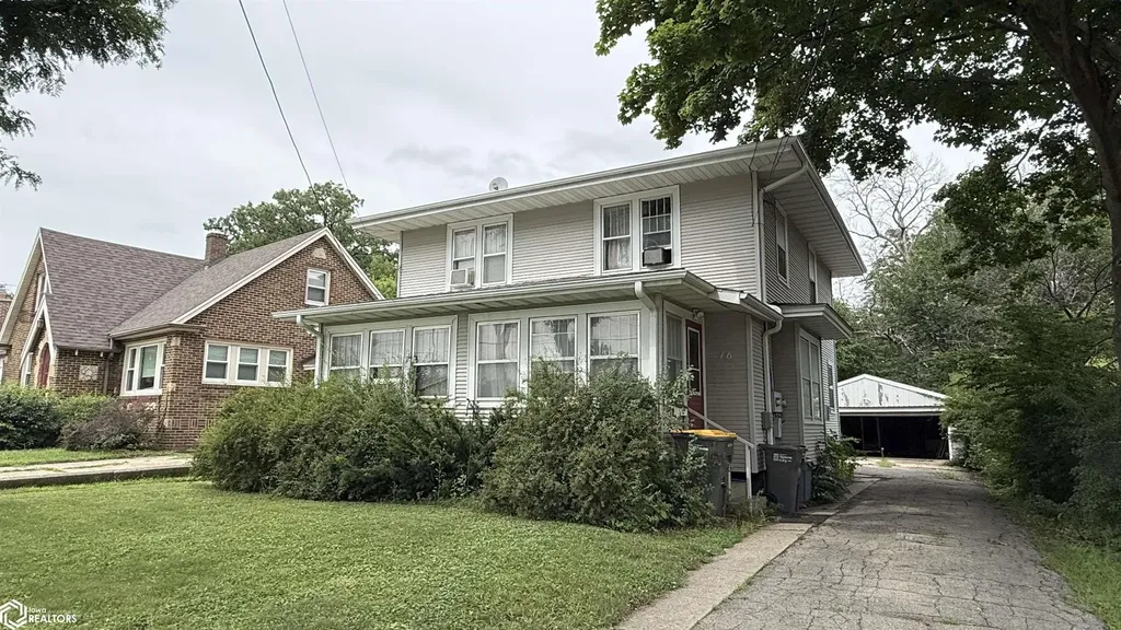 18 Linden Drive Mason City IA 50401