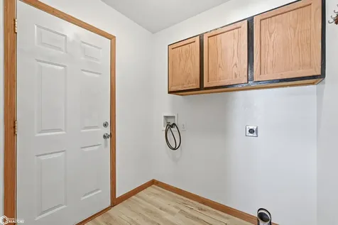 108 Pheasant Avenue Atkins IA 52206