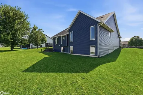 108 Pheasant Avenue Atkins IA 52206