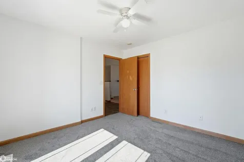 108 Pheasant Avenue Atkins IA 52206