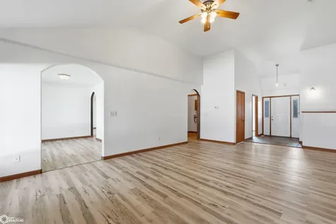 108 Pheasant Avenue Atkins IA 52206
