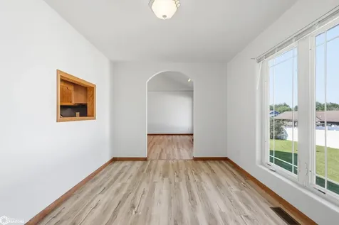 108 Pheasant Avenue Atkins IA 52206