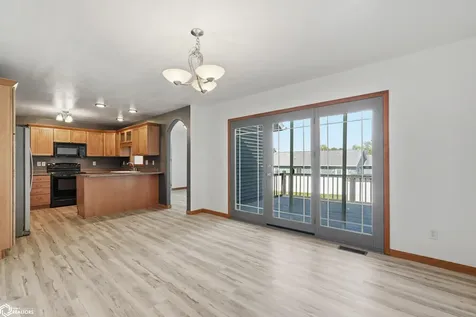 108 Pheasant Avenue Atkins IA 52206