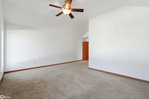 108 Pheasant Avenue Atkins IA 52206