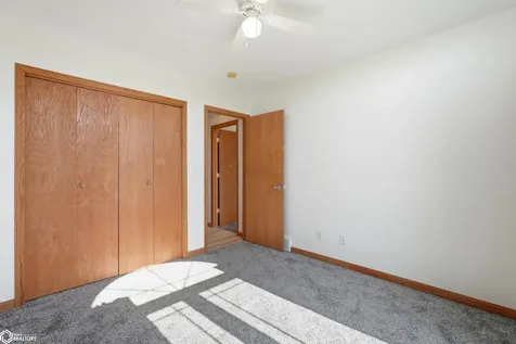 108 Pheasant Avenue Atkins IA 52206