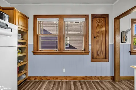 1536 7th Avenue SE Cedar Rapids IA 52403