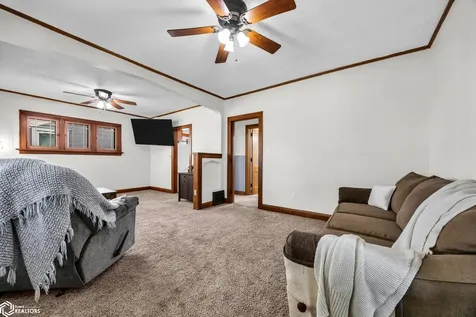 1536 7th Avenue SE Cedar Rapids IA 52403