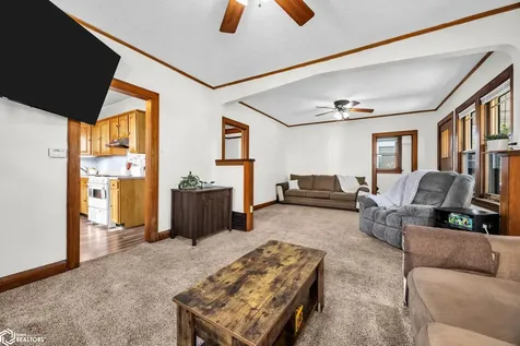 1536 7th Avenue SE Cedar Rapids IA 52403